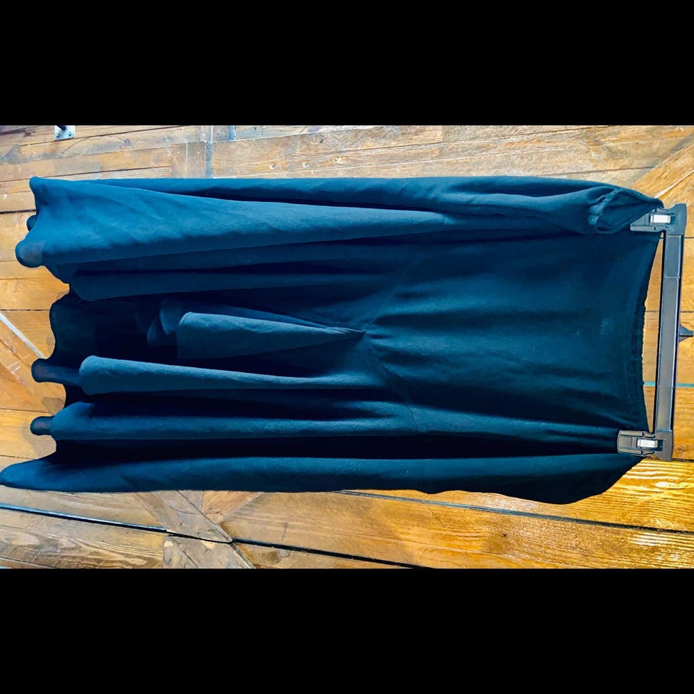 Black Plus skirt